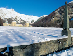 Immagine del Santuario  innevato